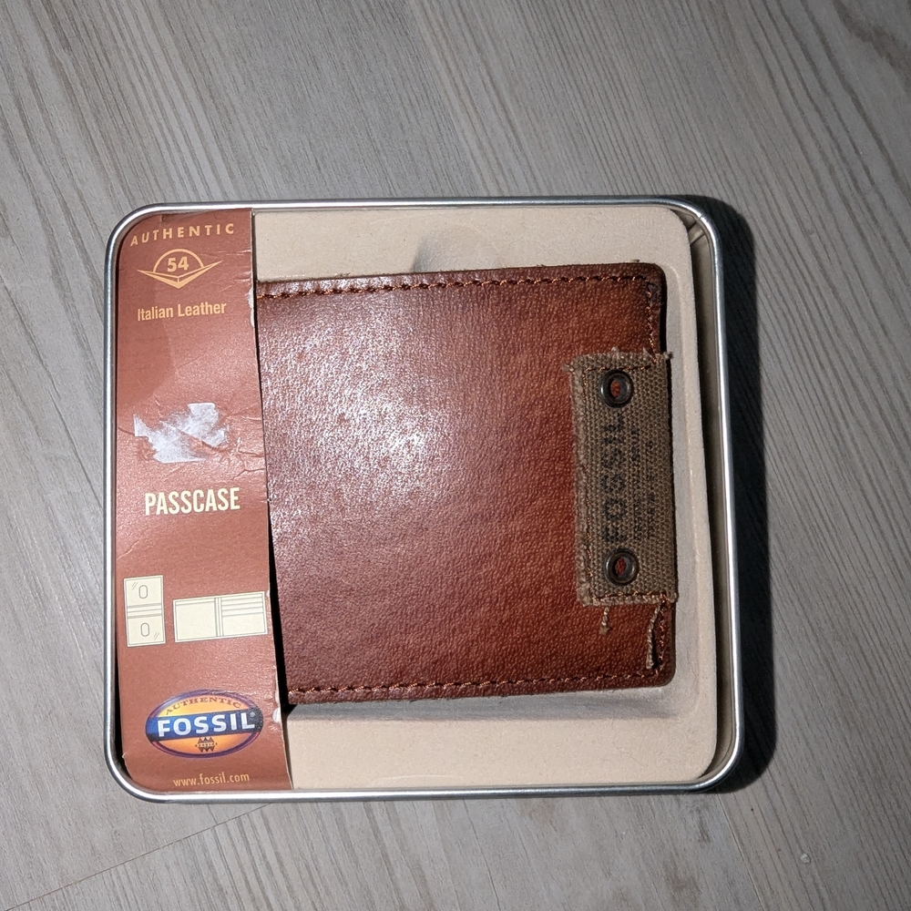 Vintage Fossil Brown Italian Leather Wallet